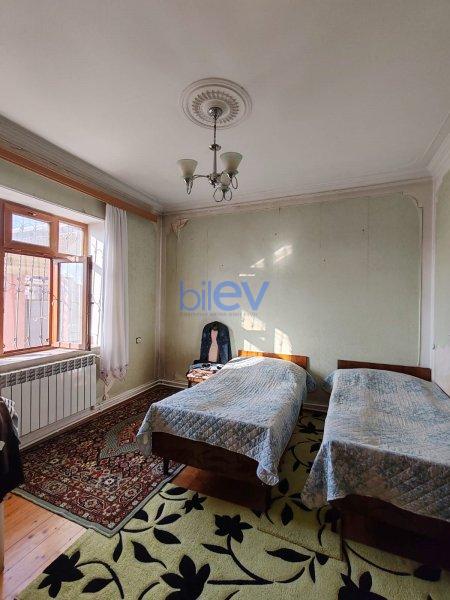 Satılır 7 otaqlı Həyət evi  210m², Bakı