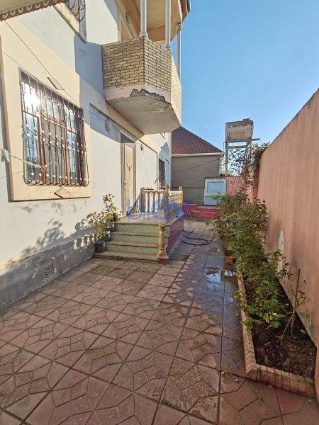 Satılır 7 otaqlı Həyət evi  210m², Bakı