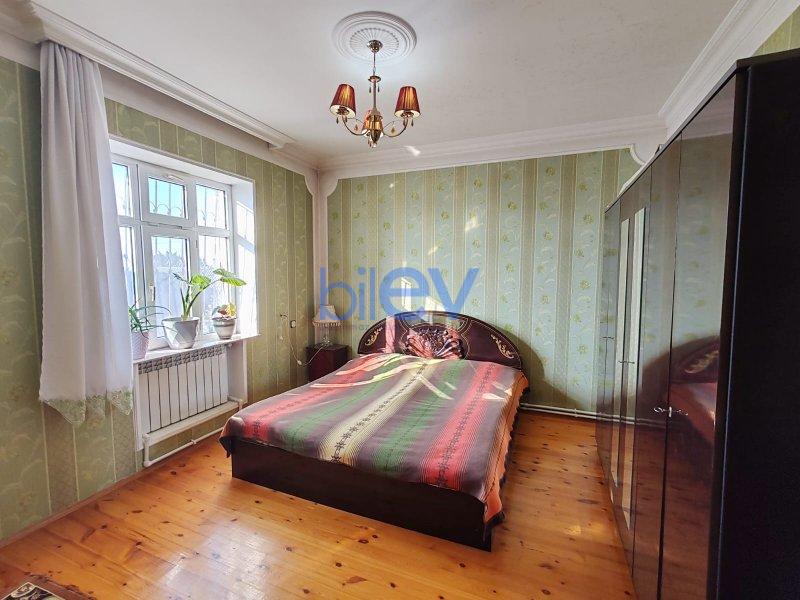 Satılır 7 otaqlı Həyət evi  210m², Bakı