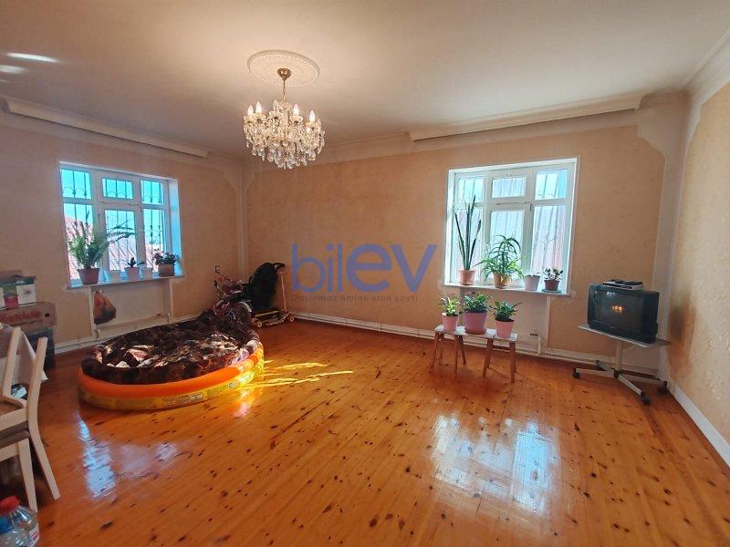 Satılır 7 otaqlı Həyət evi  210m², Bakı