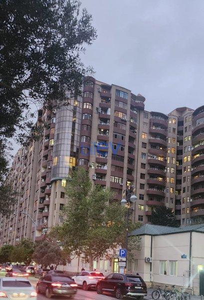 Kirayə (aylıq) 2 otaqlı Yeni Tikili  70m², Bakı