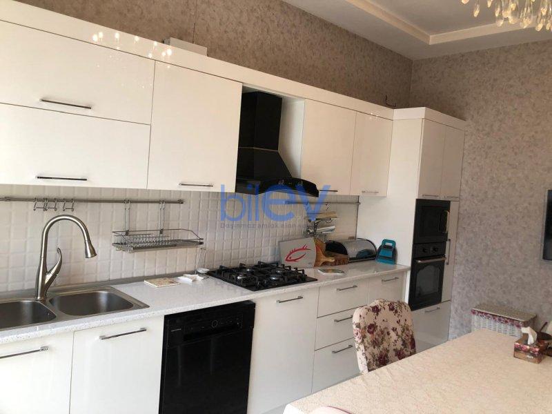 Kirayə (aylıq) 5 otaqlı Bağ evi  190m², Bakı