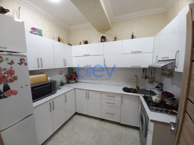 Satılır 2 otaqlı Yeni Tikili  82m², Bakı