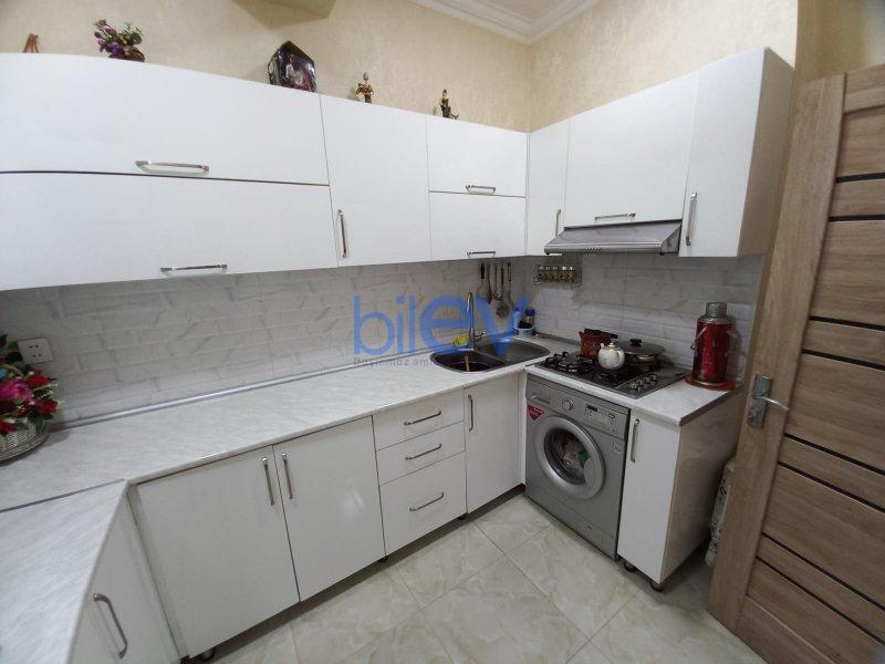 Satılır 2 otaqlı Yeni Tikili  82m², Bakı