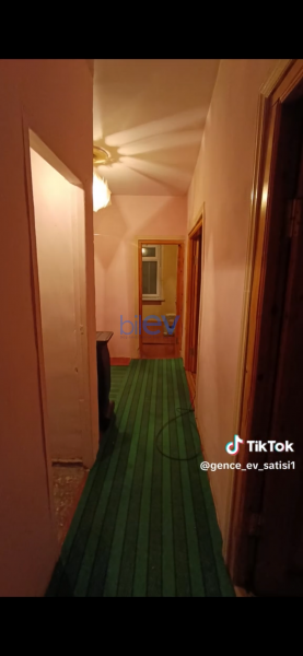 Satılır 2 otaqlı Köhnə Tikili  52m², Gəncə