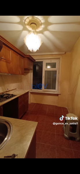 Satılır 2 otaqlı Köhnə Tikili  52m², Gəncə
