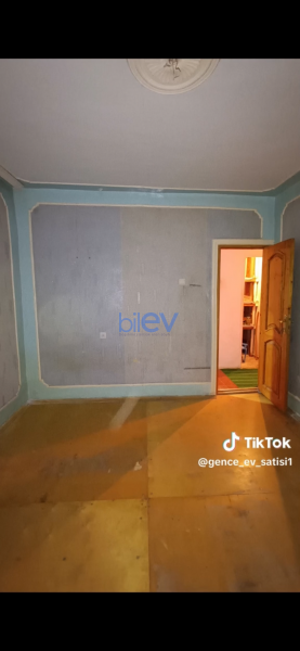 Satılır 2 otaqlı Köhnə Tikili  52m², Gəncə