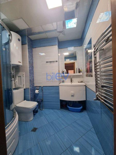 Satılır 2 otaqlı Yeni Tikili  93m², Bakı