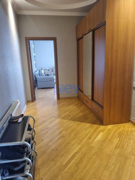 Satılır 2 otaqlı Yeni Tikili  93m², Bakı