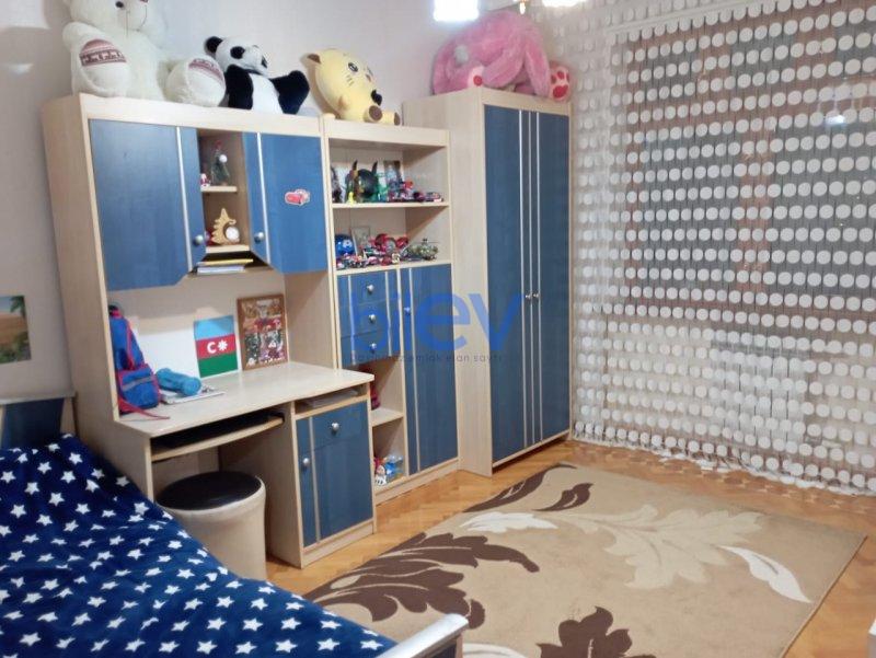 Kirayə (aylıq) 3 otaqlı Köhnə Tikili  65m², Bakı