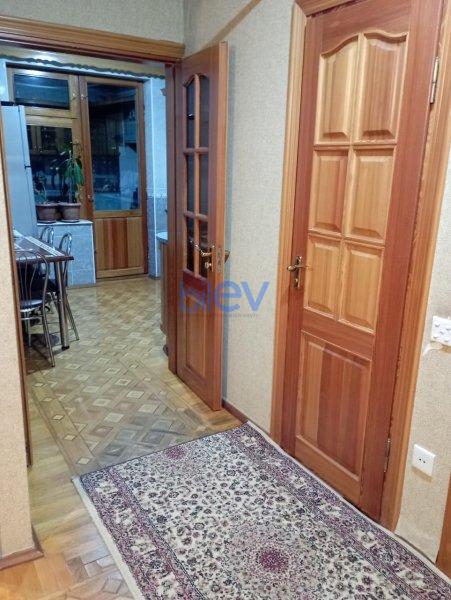 Kirayə (aylıq) 3 otaqlı Köhnə Tikili  65m², Bakı