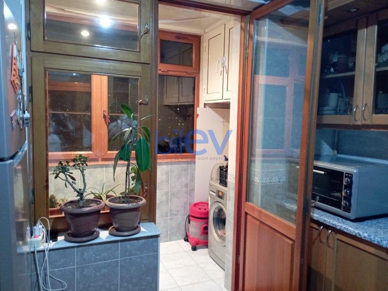 Kirayə (aylıq) 3 otaqlı Köhnə Tikili  65m², Bakı