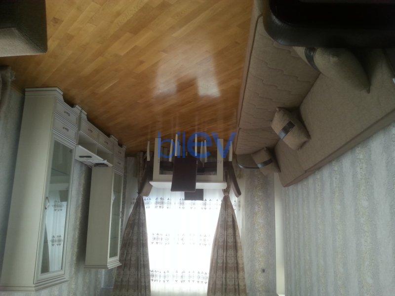 Kirayə (aylıq) 3 otaqlı Yeni Tikili  110m², Bakı