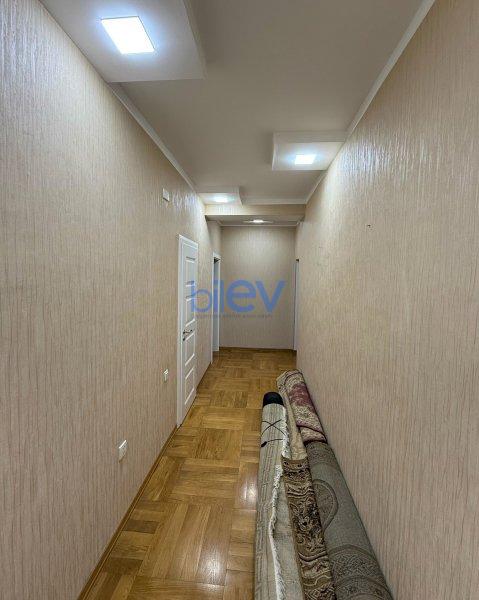 Kirayə (aylıq) 4 otaqlı Yeni Tikili  160m², Bakı