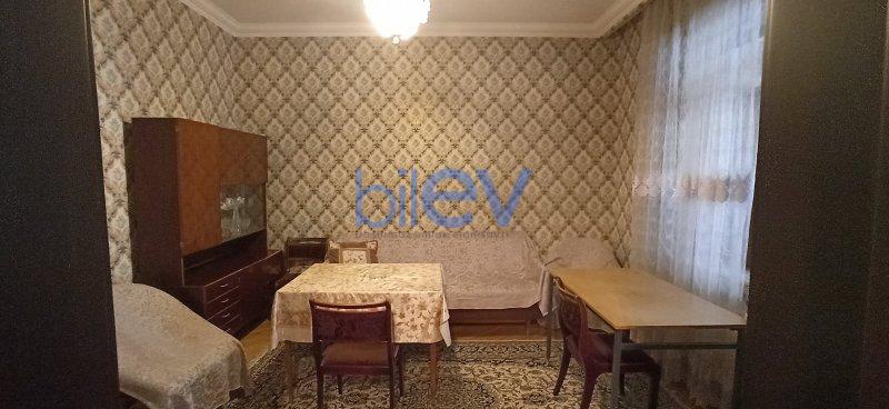 Satılır 8 otaqlı Həyət evi  718m², Bakı
