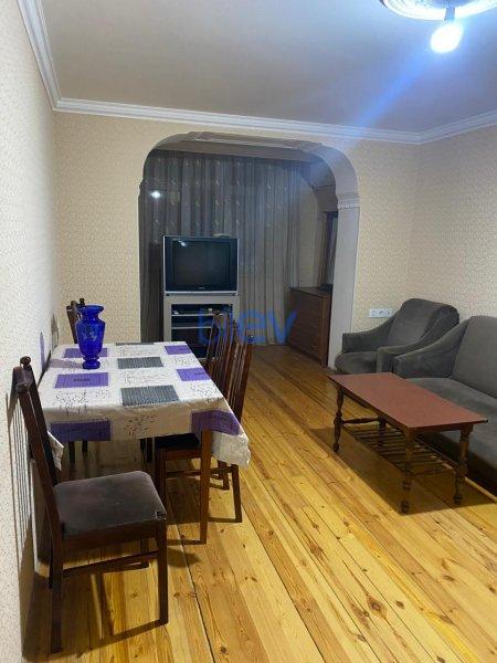 Kirayə (aylıq) 3 otaqlı Köhnə Tikili  65m², Bakı