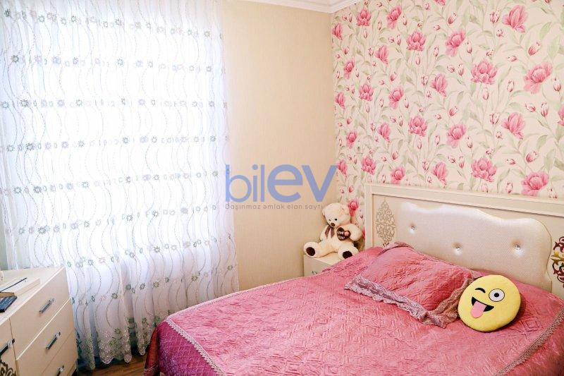 Satılır 5 otaqlı Həyət evi  180m², Bakı