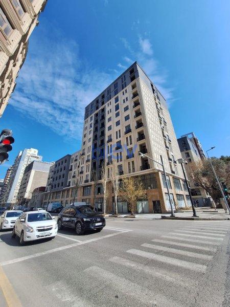 Satılır 2 otaqlı Yeni Tikili  67m², Bakı