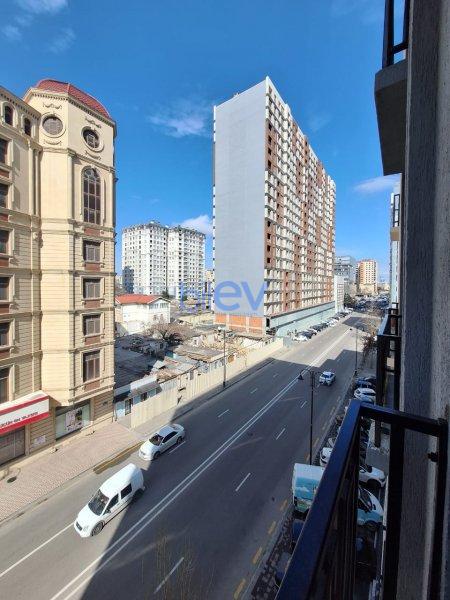 Satılır 2 otaqlı Yeni Tikili  67m², Bakı