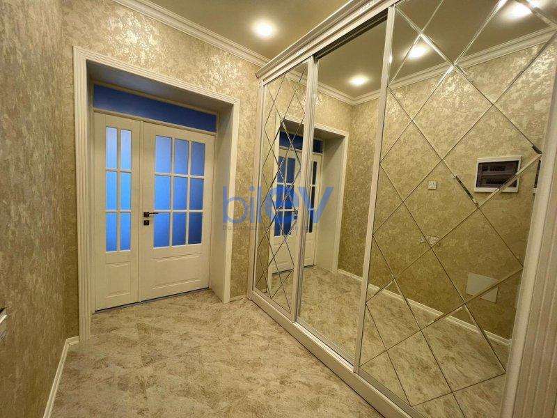 Kirayə (aylıq) 3 otaqlı Yeni Tikili  110m², Bakı