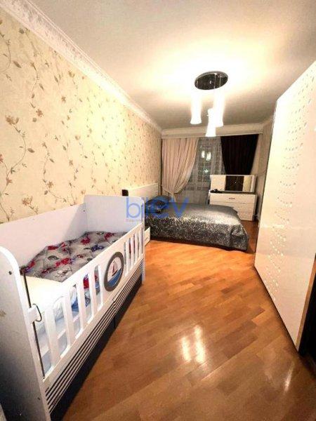 Kirayə (aylıq) 4 otaqlı Köhnə Tikili  95m², Bakı
