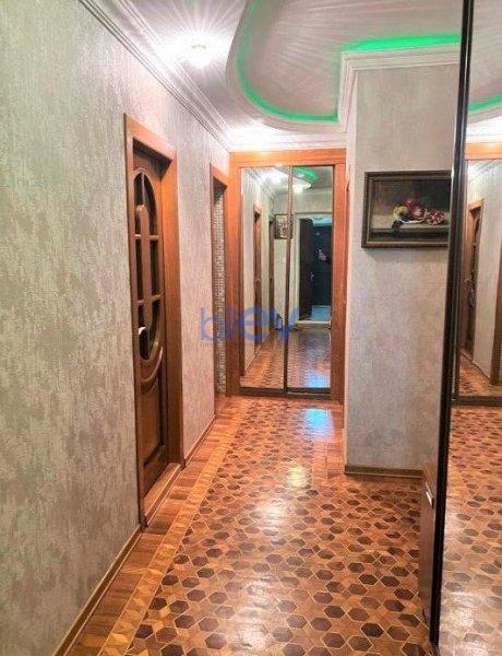 Kirayə (aylıq) 4 otaqlı Köhnə Tikili  95m², Bakı