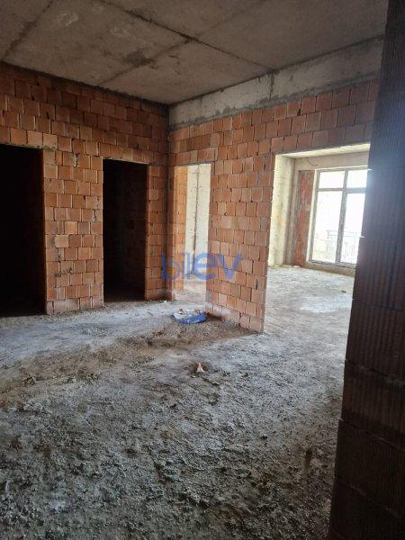 Satılır 4 otaqlı Yeni Tikili  181m², Bakı