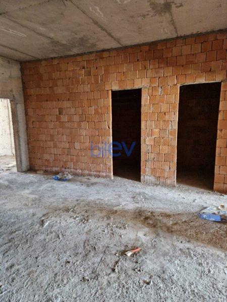 Satılır 4 otaqlı Yeni Tikili  181m², Bakı