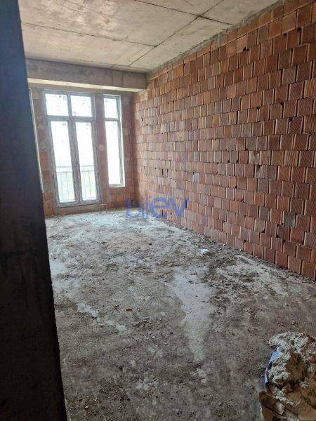 Satılır 4 otaqlı Yeni Tikili  181m², Bakı