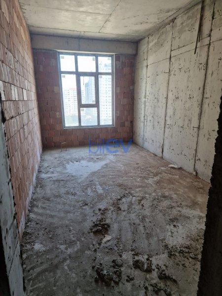 Satılır 4 otaqlı Yeni Tikili  181m², Bakı