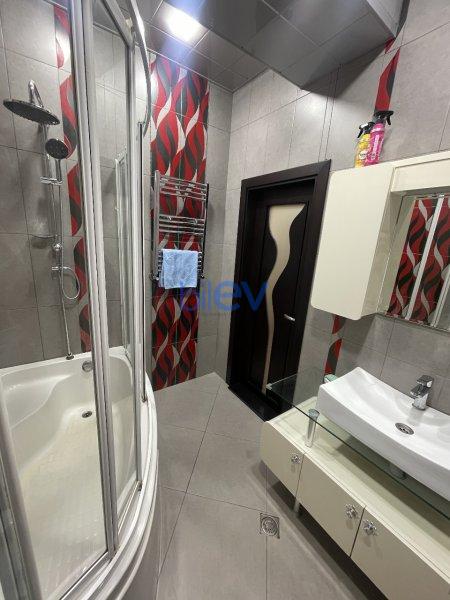 Kirayə (aylıq) 3 otaqlı Yeni Tikili  106m², Bakı