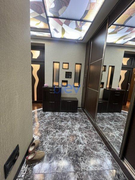 Kirayə (aylıq) 3 otaqlı Yeni Tikili  106m², Bakı