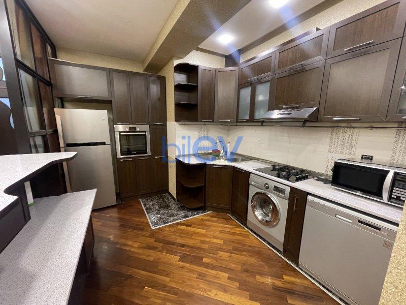 Kirayə (aylıq) 3 otaqlı Yeni Tikili  106m², Bakı