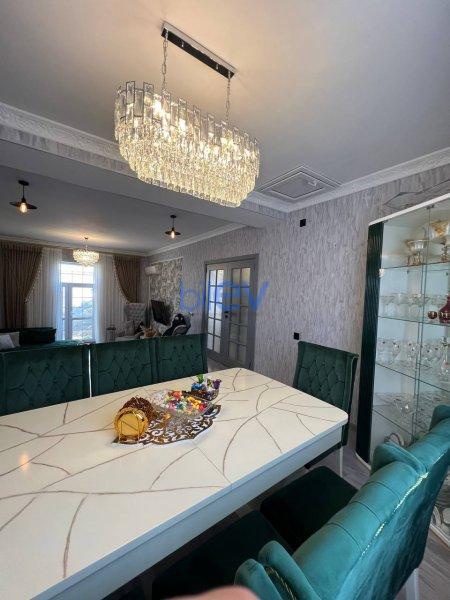 Satılır 4 otaqlı Həyət evi  120m², Bakı