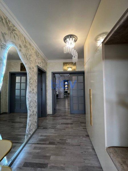 Satılır 4 otaqlı Həyət evi  120m², Bakı