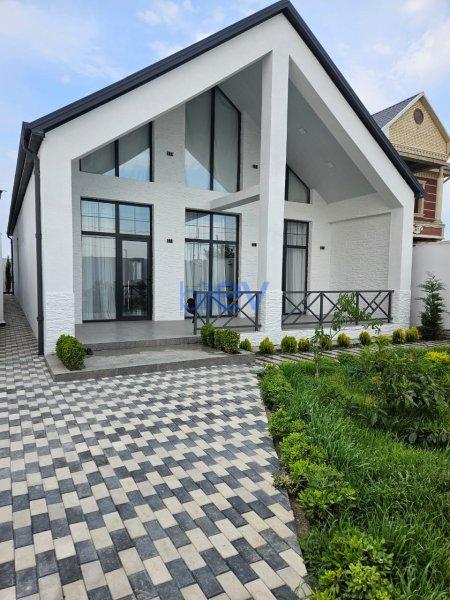 Satılır 4 otaqlı Həyət evi  185m², Bakı