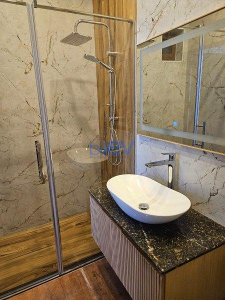 Satılır 4 otaqlı Həyət evi  185m², Bakı