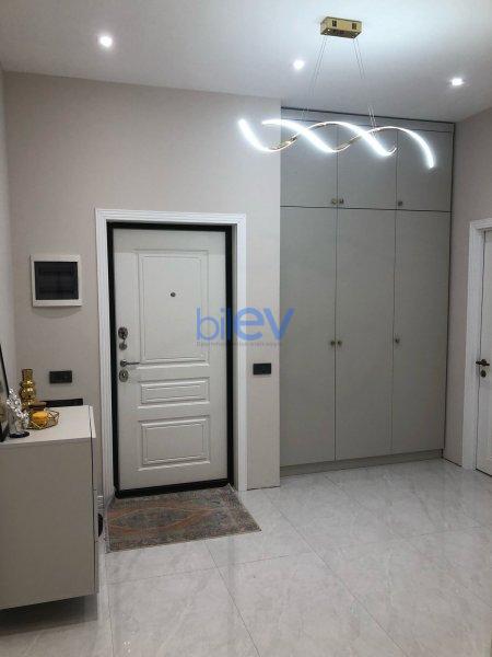 Kirayə (aylıq) 4 otaqlı Yeni Tikili  143m², Bakı