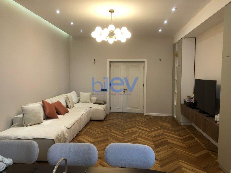 Kirayə (aylıq) 4 otaqlı Yeni Tikili  143m², Bakı