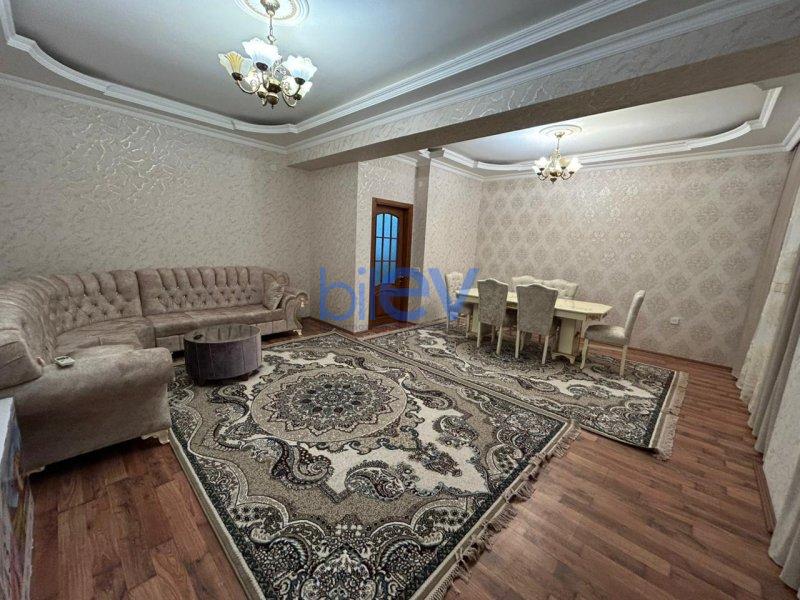 Kirayə (aylıq) 2 otaqlı Yeni Tikili  85m², Bakı