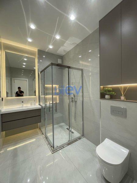Satılır 3 otaqlı Yeni Tikili  140m², Bakı