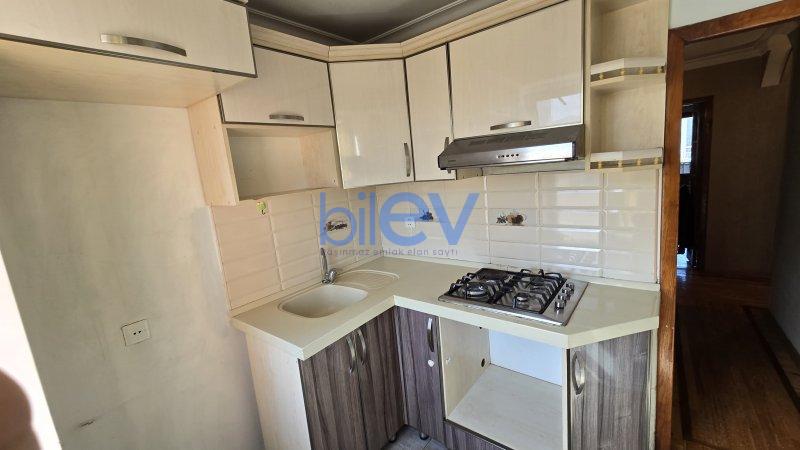 Kirayə (aylıq) 3 otaqlı Köhnə Tikili  70m², Bakı