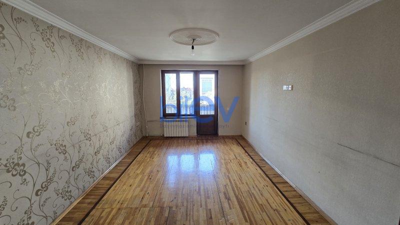 Kirayə (aylıq) 3 otaqlı Köhnə Tikili  70m², Bakı