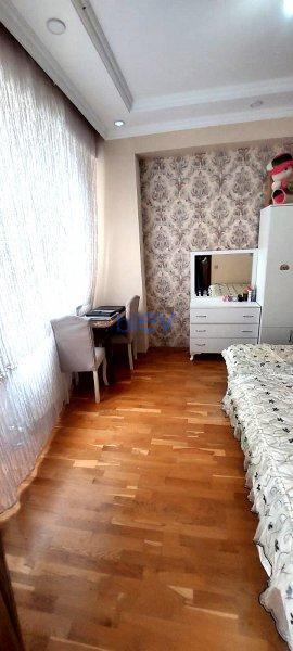 Satılır 3 otaqlı Yeni Tikili  72m², Bakı