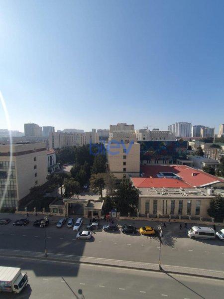 Satılır 2 otaqlı Yeni Tikili  58m², Bakı