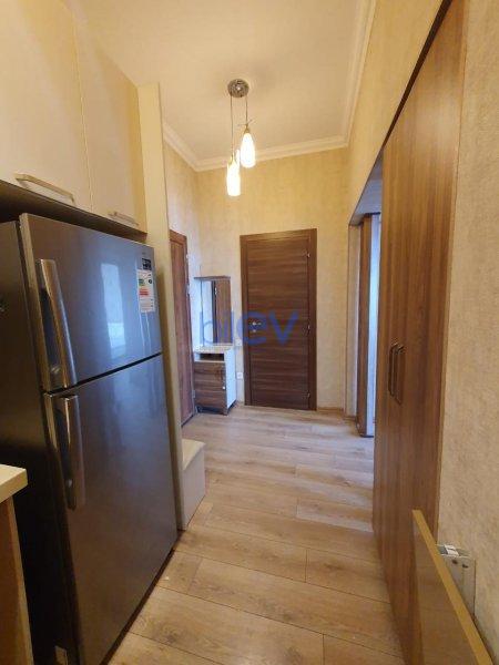 Satılır 2 otaqlı Yeni Tikili  58m², Bakı