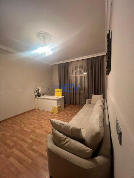 Kirayə (aylıq) 7 otaqlı Obyekt  470m², Bakı