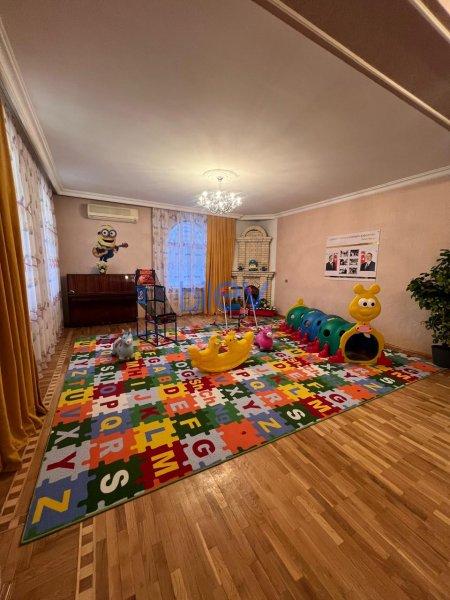 Kirayə (aylıq) 7 otaqlı Obyekt  470m², Bakı
