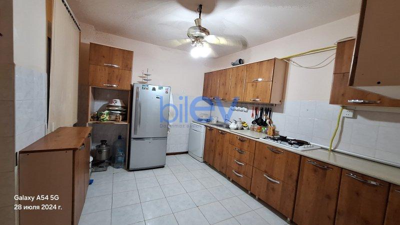 Satılır 6 otaqlı Həyət evi  220m², Bakı