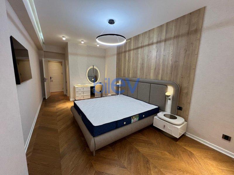 Kirayə (aylıq) 2 otaqlı Yeni Tikili  90m², Bakı